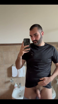 Woke up so Horny Today!!