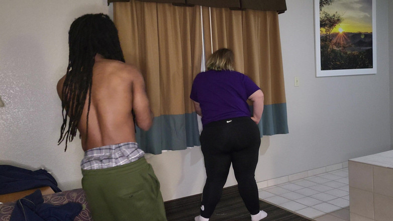 WeFuckinRight: Tirando a roupa para BBC