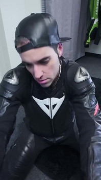 The Leather POV [cuplikan video]