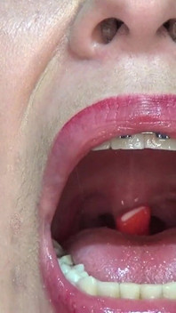 I Swallow Ten Candy Sticks!!