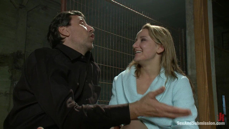 Sex and Submission by Kink: Bezmocná děvka