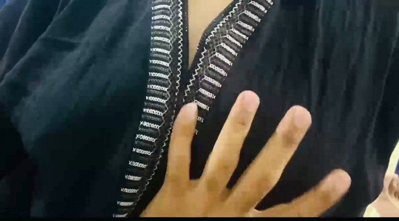 Arabicqueen: Indická učitelka tisk muslimská hidžábská dívka Prsa