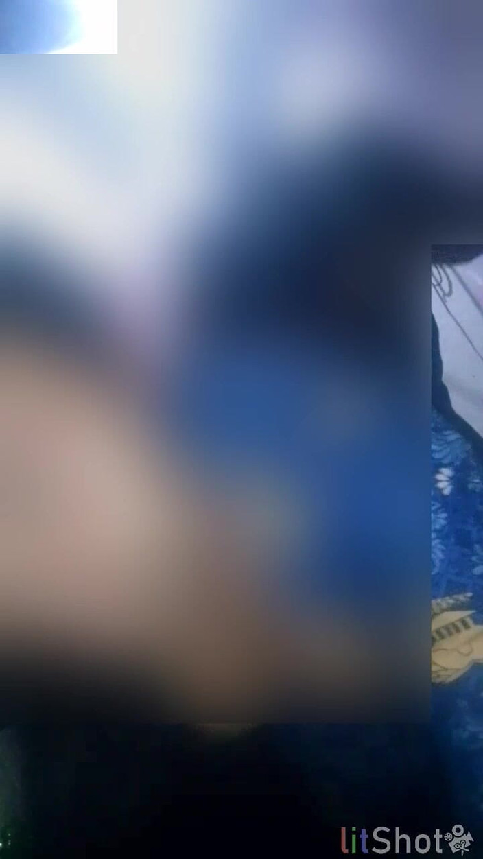 Astriana88: Amatérské záběry krásné úřednické nevlastní matky s kancelářským řidičem ve skladišti