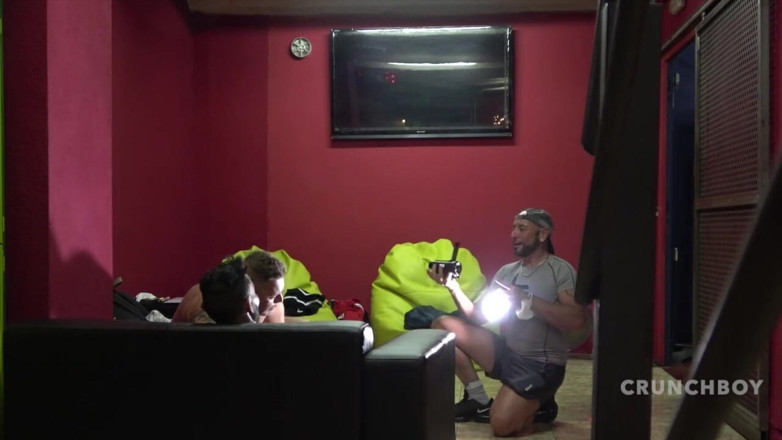 Bareback spy cam from Spain: Amatorska kamera Mars Gymburger używana przez Viktora Roma