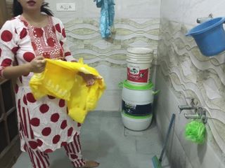 Saarabhabhi6: Mẹ kế Saara Desi nói chuyện nóng bỏng và khỏa...