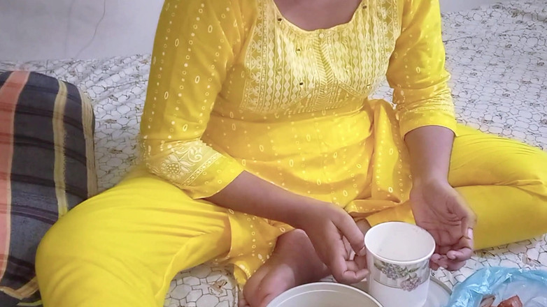 Your-Eshita: Teman wanita cantik India berkongkek