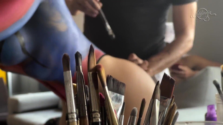 California TV: 캘리포니아 카니발 TV - 비밀 장면