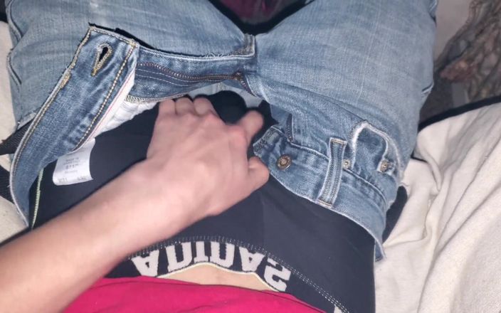 Z twink: Rubbing Cock in My Boxers