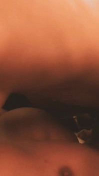 Una milf tettona 4_beautiful in lingerie viene scopata duramente con sborrata in faccia
