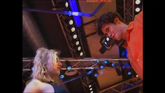 Muschi movie official: Geile orgie in de badkamer van de club