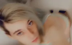 Seksi bikinili hatun seni emmek istiyor