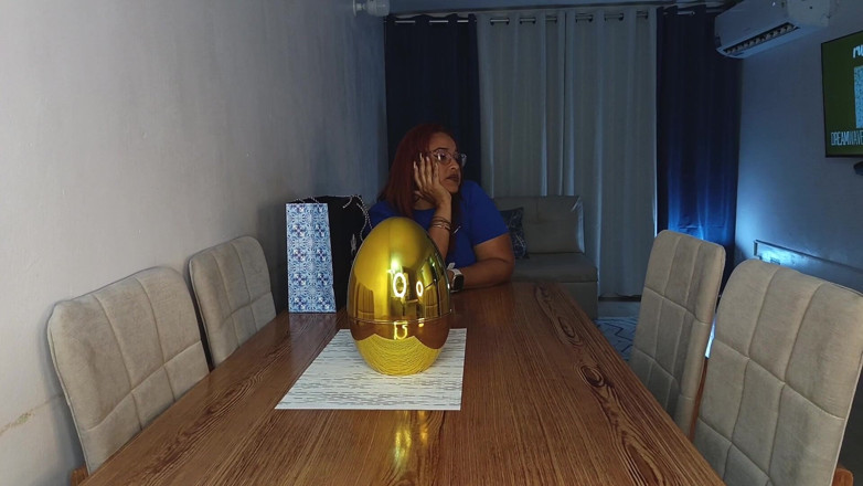 Gina Halime: Esposa Vadia Paga as Compras Dela Com a Buceta