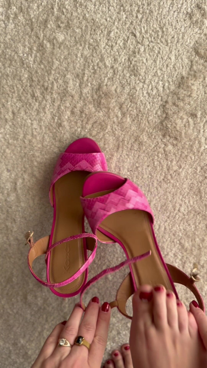 Velvet Witch 87: Kování pro znalce nohou