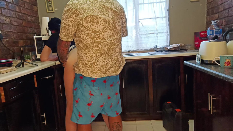 PixieMay007: किचन में चुदाई