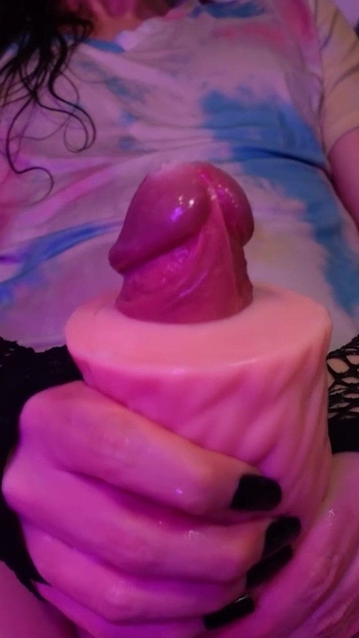 Fer fer sissy: Fer tapette éjacule