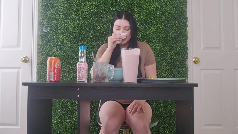 Julia Ryan: Gfe Mukbang scheten latend en begraven