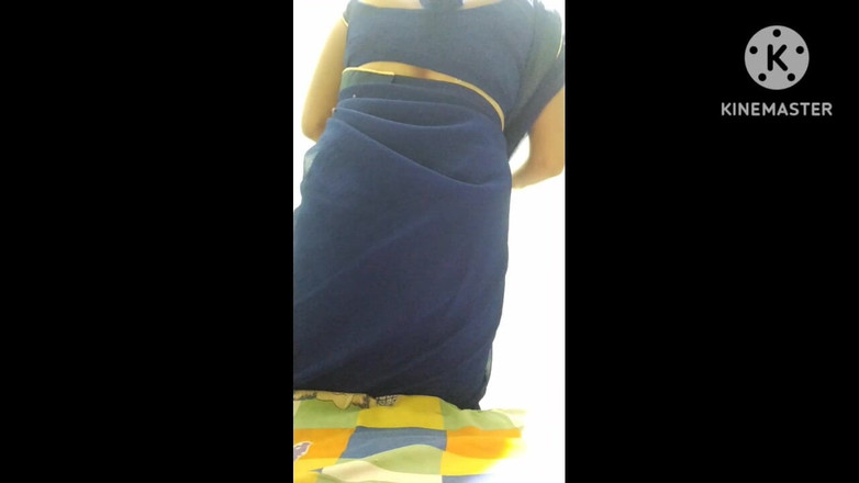 Saxesageth: Çok sevimli seksi Hintli ev hanımı koca ve seks çok iyi...