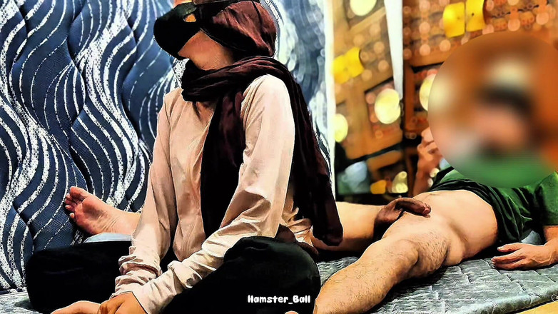 Hamster_Ball: Mon étudiante musulmane à gros cul, j’ai essayé de la tromper