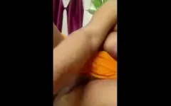 Bhabhi và Devar làm tình lãng mạn trên điện thoại.