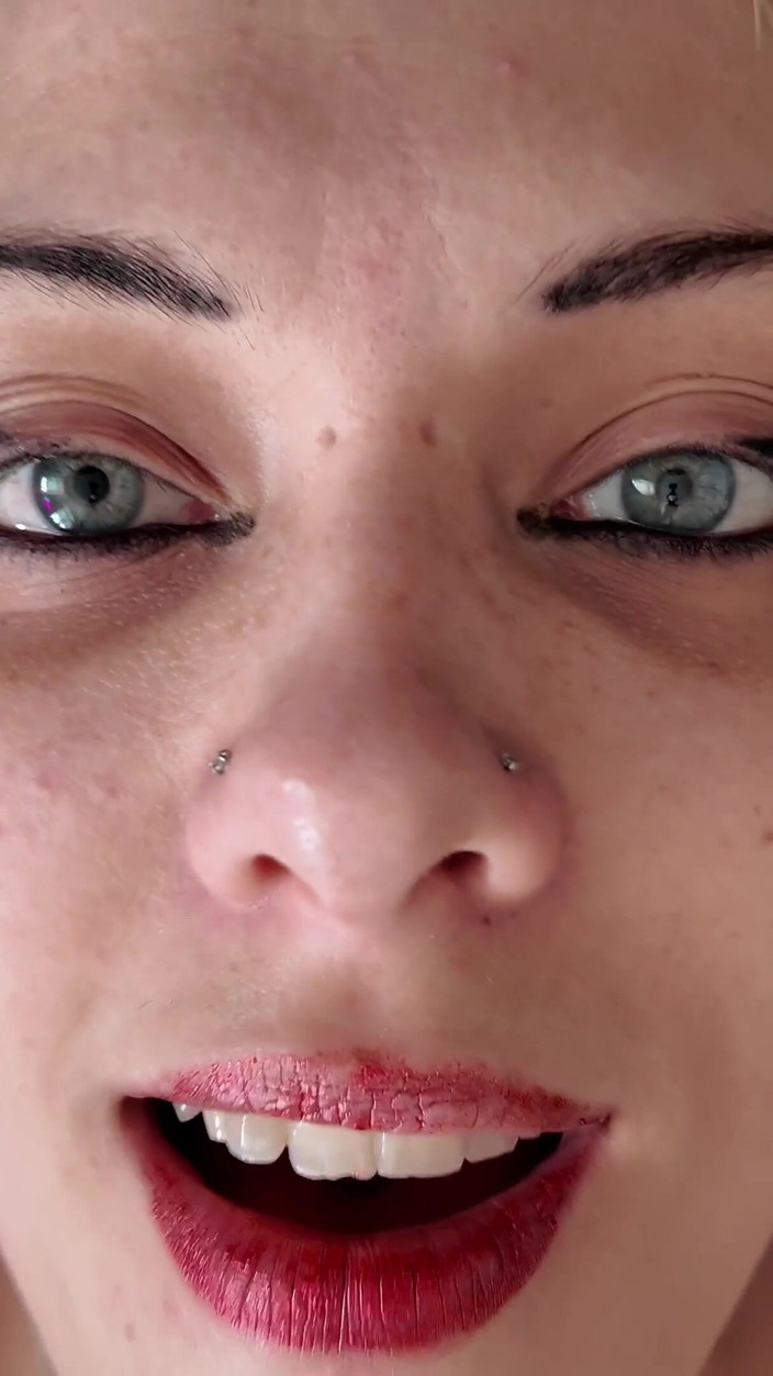 Glitterqueen1999: Tension with Stepmommy