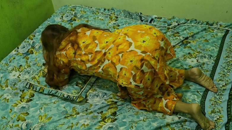 Faryal: Pakistani Beautiful Stepaunty Invite Hot Boy Big Ass Big Boobs