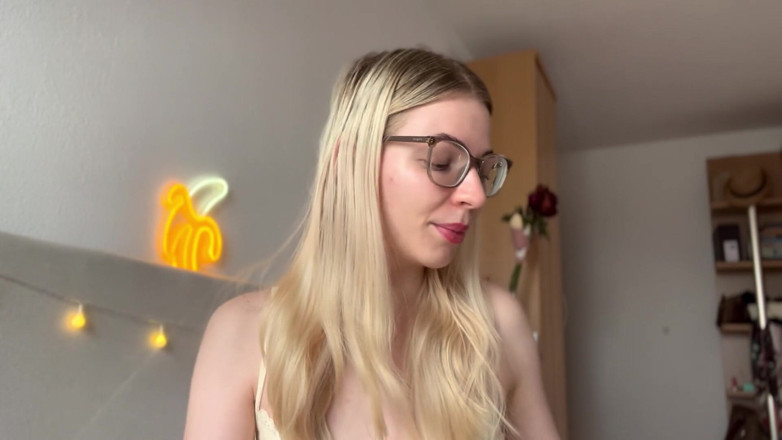 Goddess_Bella_Rae: Kadın reddi erkekleri nasıl sonsuza kadar betalara dönüştürüyor