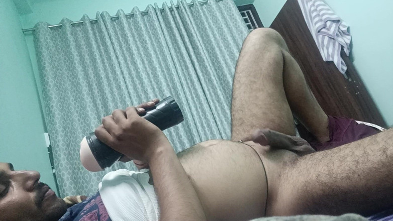 Rajasthani-old-lover: Lelaki desi India menikmati seks dengan bapa tiri dan pegawai...
