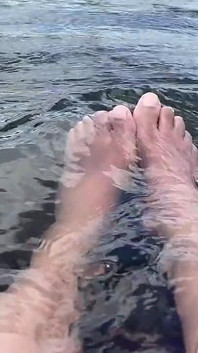 Current Between My Toes