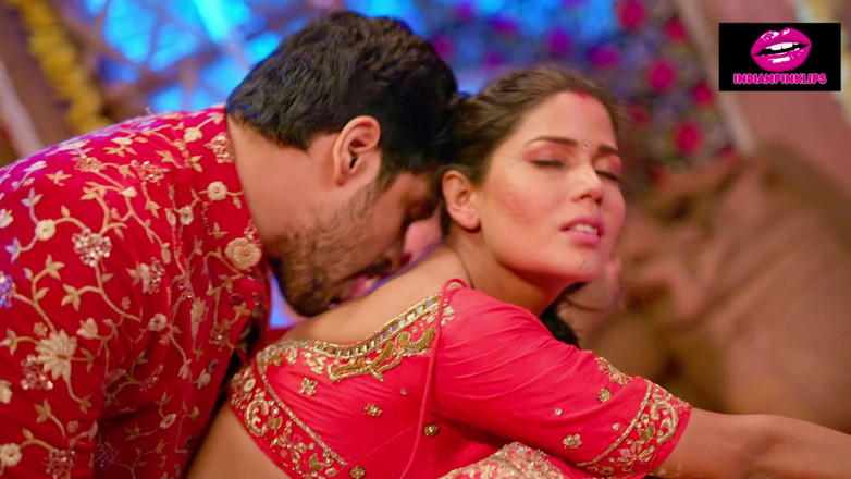 Indianpinklips: Une bhabhi desi mala joue aux cartes, jeu de sexe,...