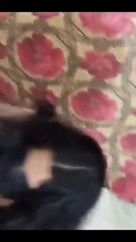 Namorada gostosa dançando sozinha