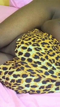 Romantic Sex on the Kitchen Table That Ended with a Creampie