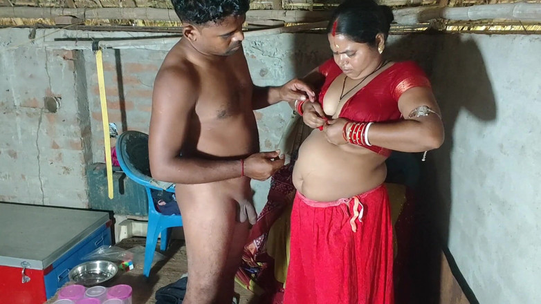 Raju Raju: Un beau-frère baise la voisine bhabhi après l’avoir déshabillée