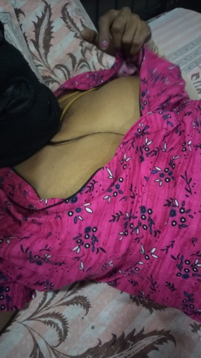 Benita sweety: Whatsapp live videogespreksdienst