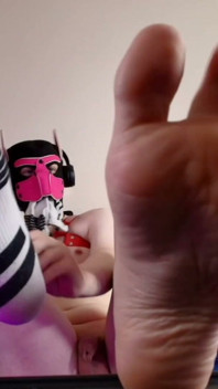 Puppy Paws Right in Your Face. Get the Full on My Fancentro