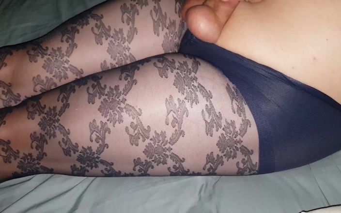 Dani Leg: Dani Leg i blå pattered strumpbyxor
