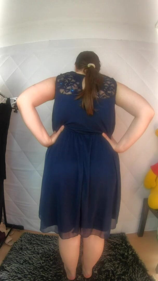 Lingerie Review: Trying dresses uncensored
