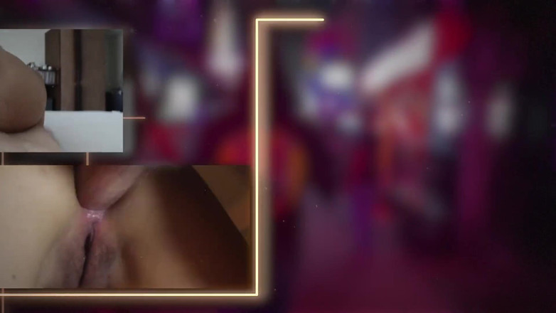 John Tron X: Johntronx - cette fille insatiable sexy à lunettes adore ma bite !