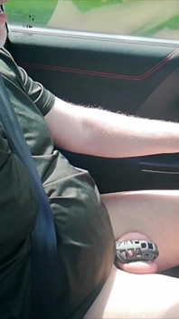 Fétichisme Du Nylon Dans La Route De Terre Fouille Dans La Voiture