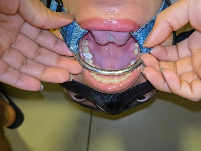 Pietro Montoya: Вагітна жінка бере член глибоко в горло, поки не п'є молоко