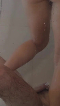 อาบน้ำเซ็กซี่กับนางฟ้าเทรนส์ - กระแทกตูดหมัดแน่น ดูดควยมันส์
