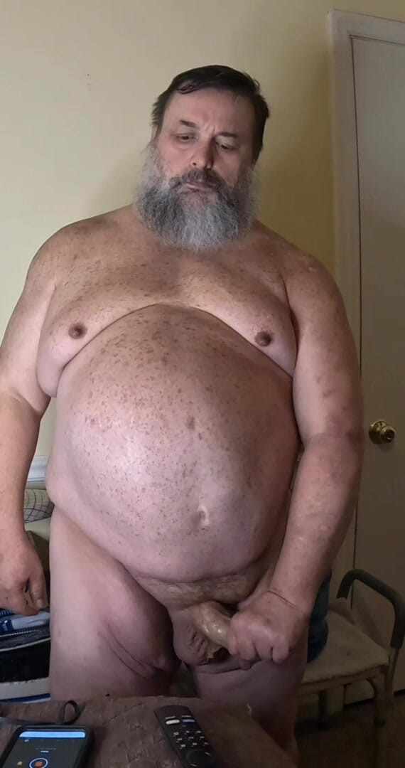 GeneWadexxx: Big Bear Shoots Big Load