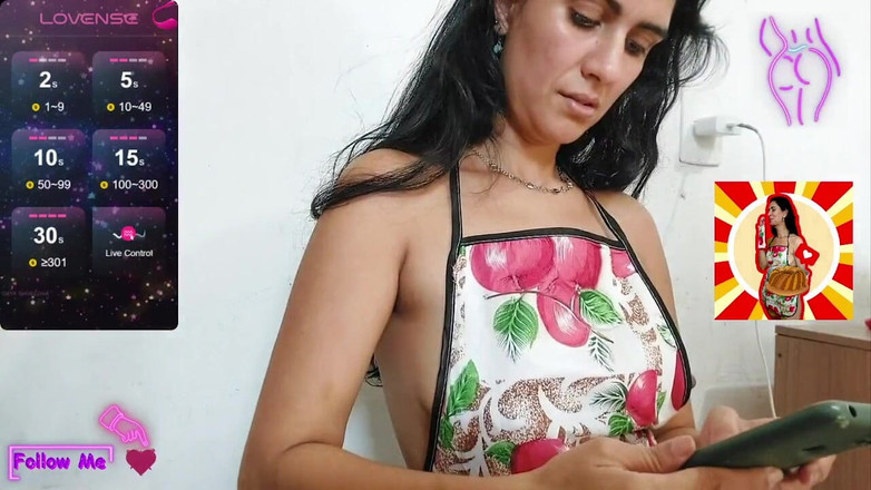 Renatinharj: 小さなヴァネシーニャ・マイクとのキッチンでのホットセックス