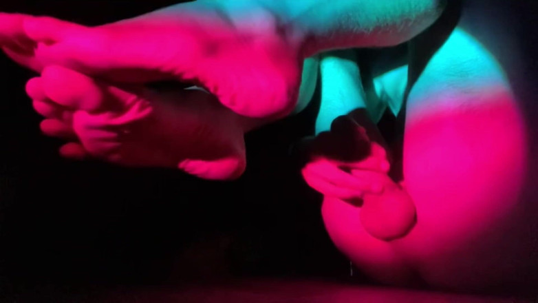 FemboyLoveU: Nhưng một vụ nổ từ một con gà trống