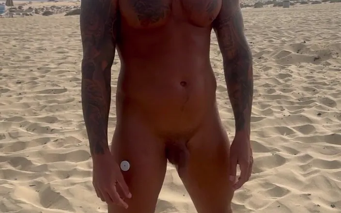 BoyGym: Piss After Beach Bath (with Pleasure Faces)