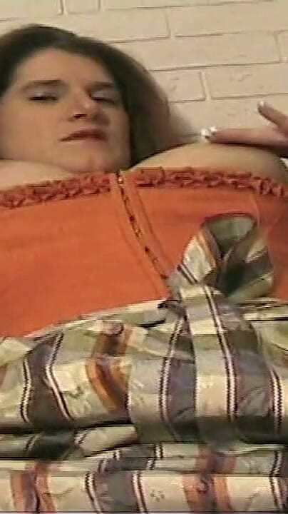 Master of porn: Вона мастурбує переді мною