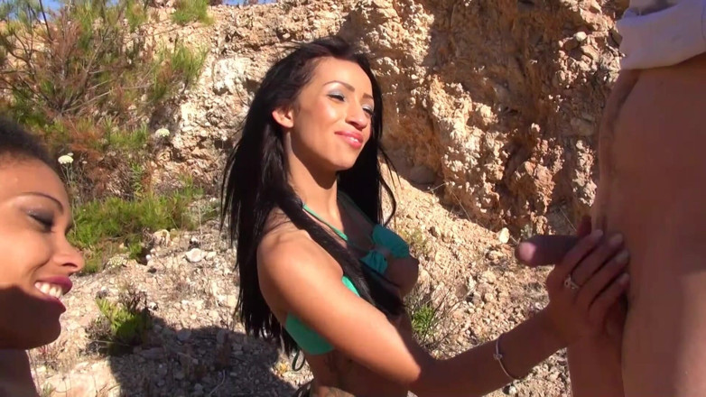 Erotik Von Nebenan: Caught at outdoor blowjob from german teen blowjob