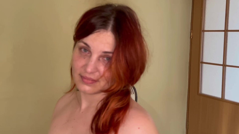 Elena917: Ricerca buchi e sculacciata del culo per la corruzione