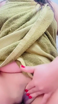 कौन मेरी चूत चोदना चाहता है