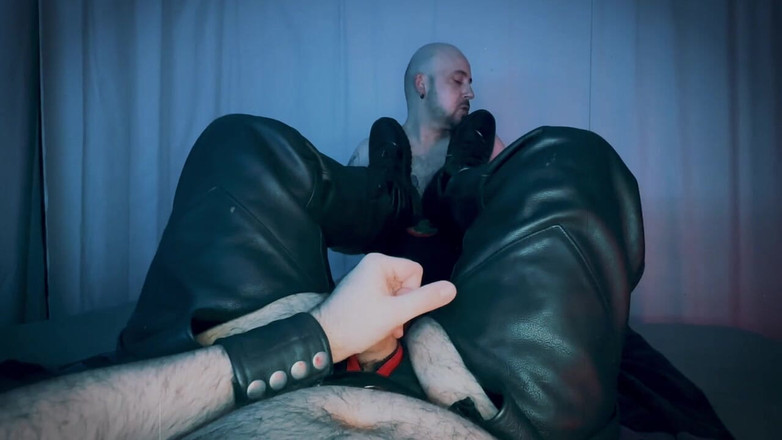 BTrucker77: Btrucker77 dildo &amp; leren spelen