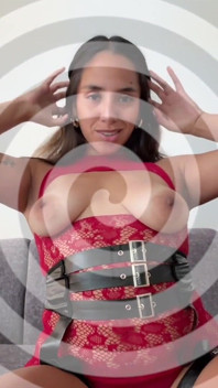 Sputare tette joi conto alla rovescia dominazione femminile punto di vista